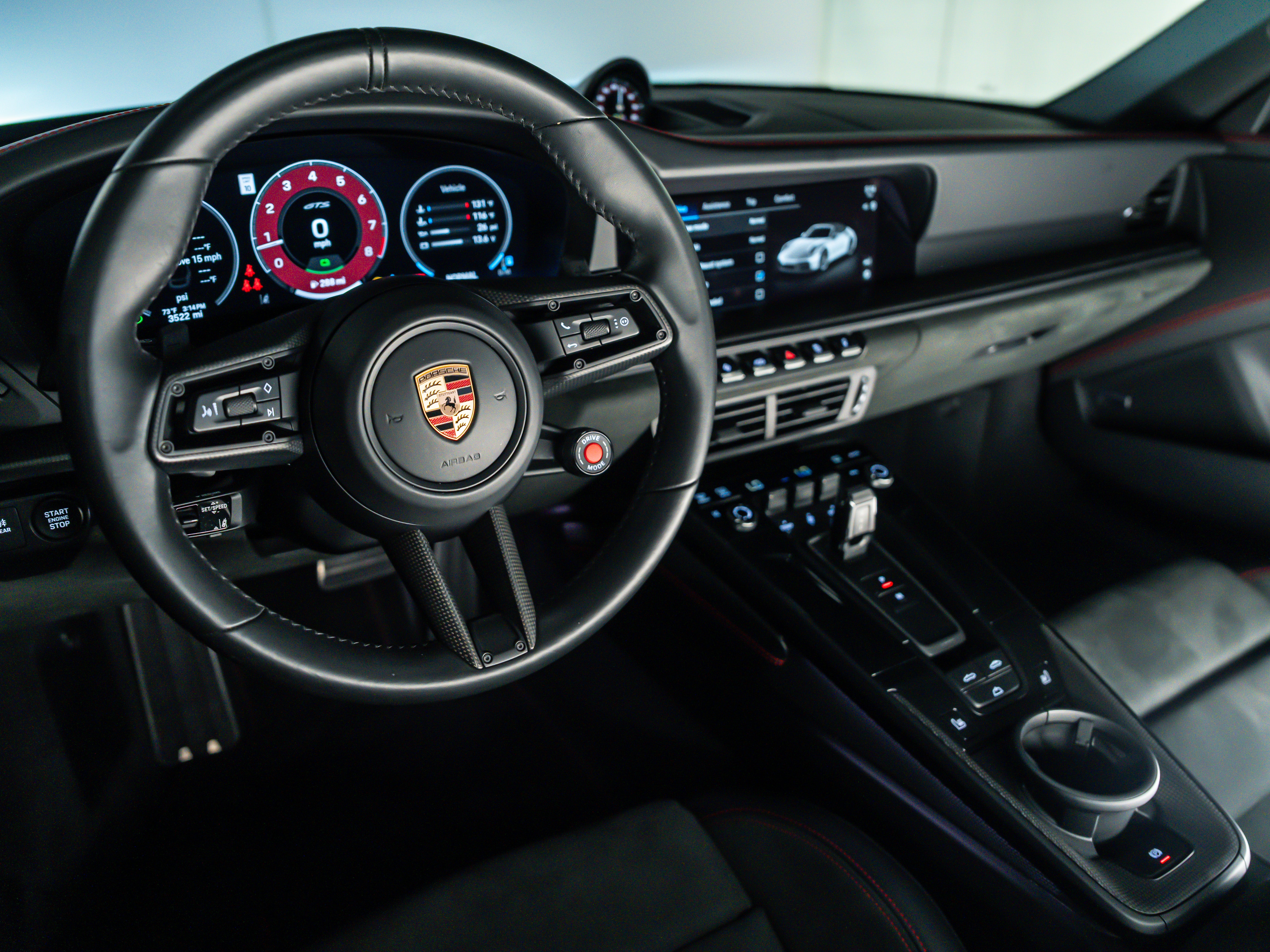 2025 Porsche 911 Carrera 4 GTS Cabriolet
