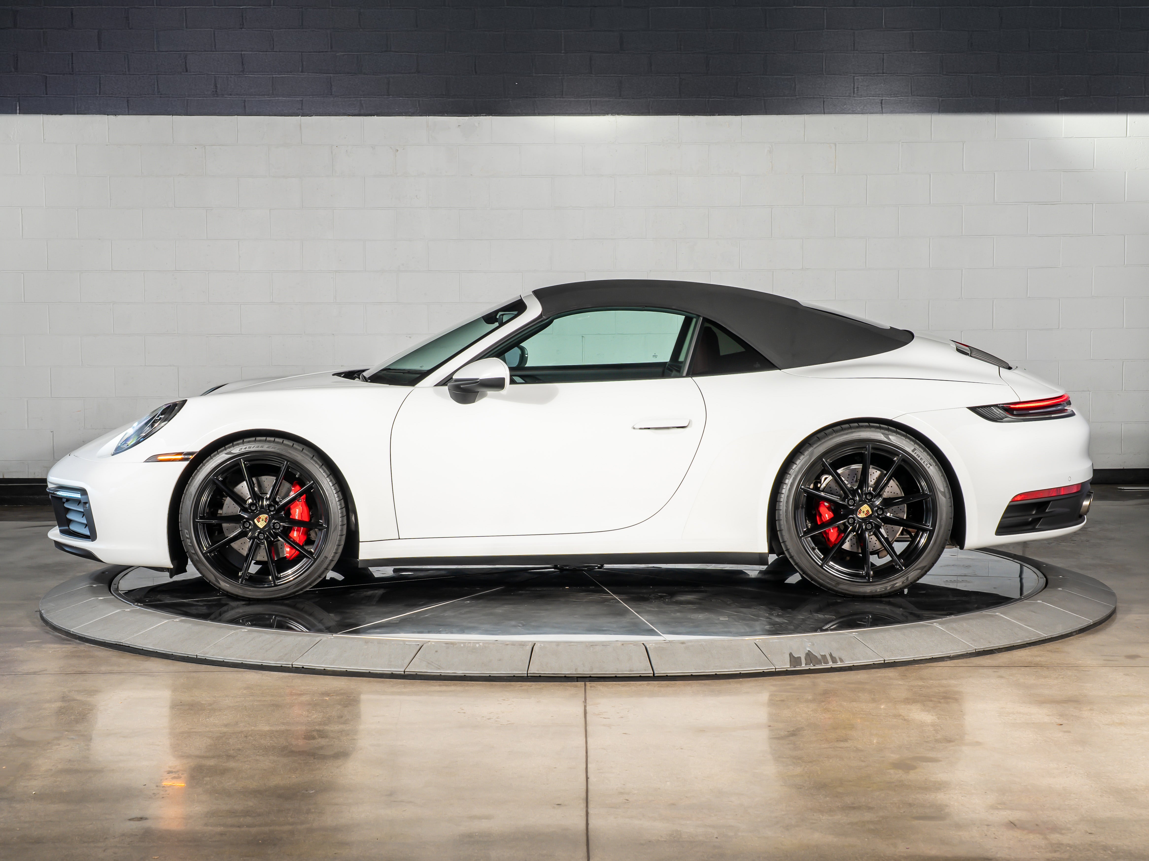 2020 Porsche 911 Carrera S Cabriolet