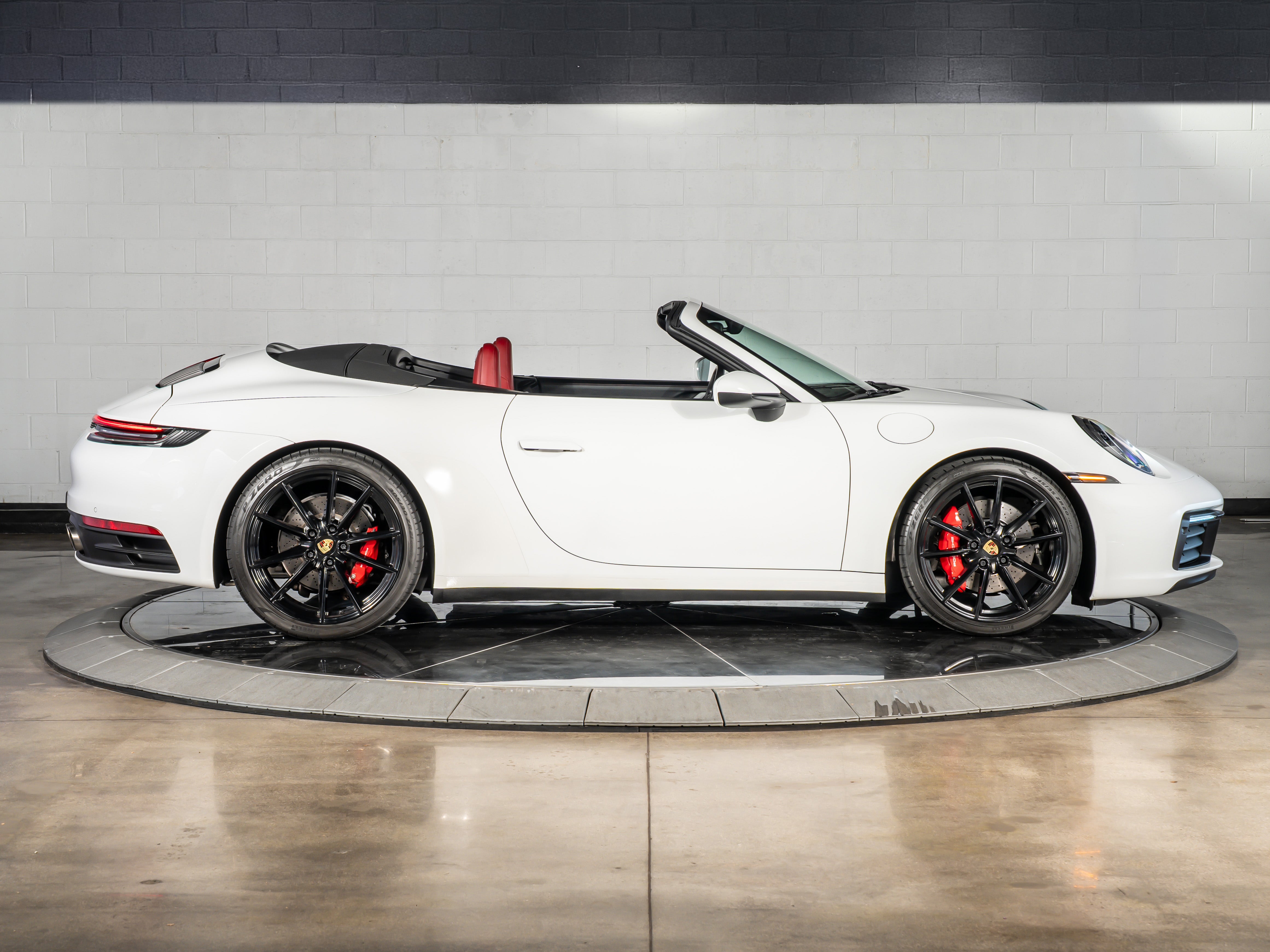 2020 Porsche 911 Carrera S Cabriolet