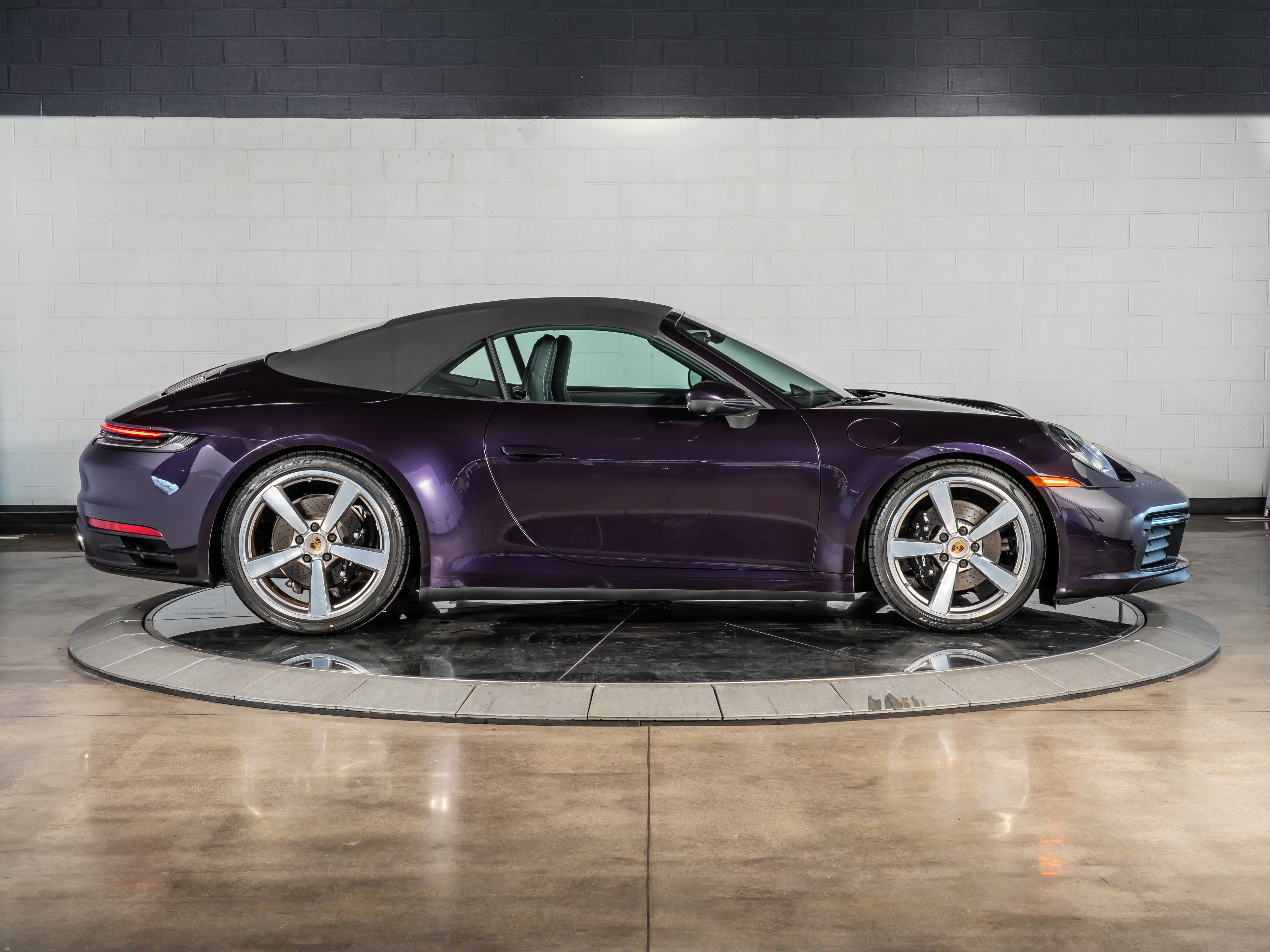 2021 Porsche 911 Carrera 4S Cabriolet