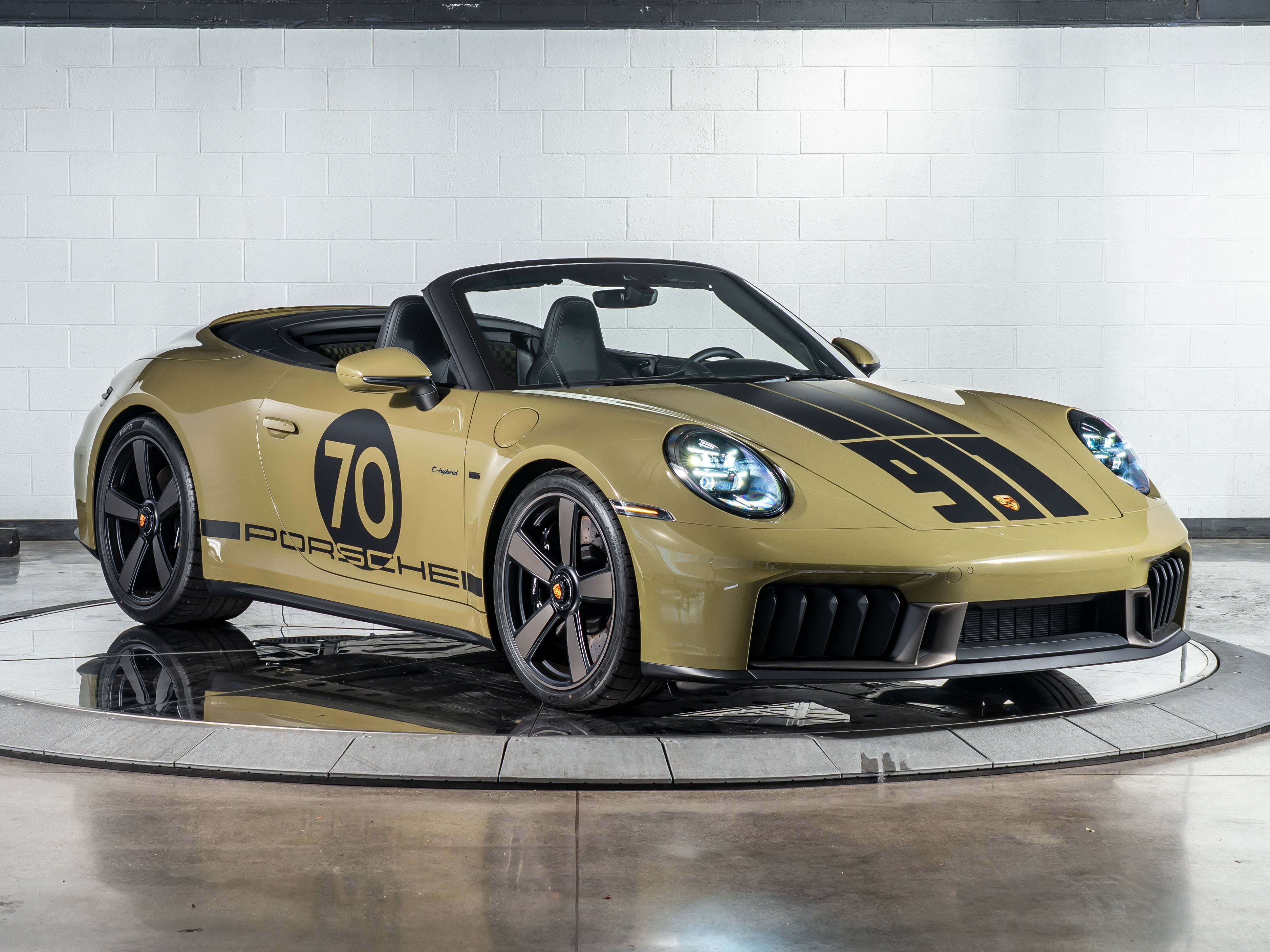 2026 Porsche 911 Spirit 70 Cabriolet