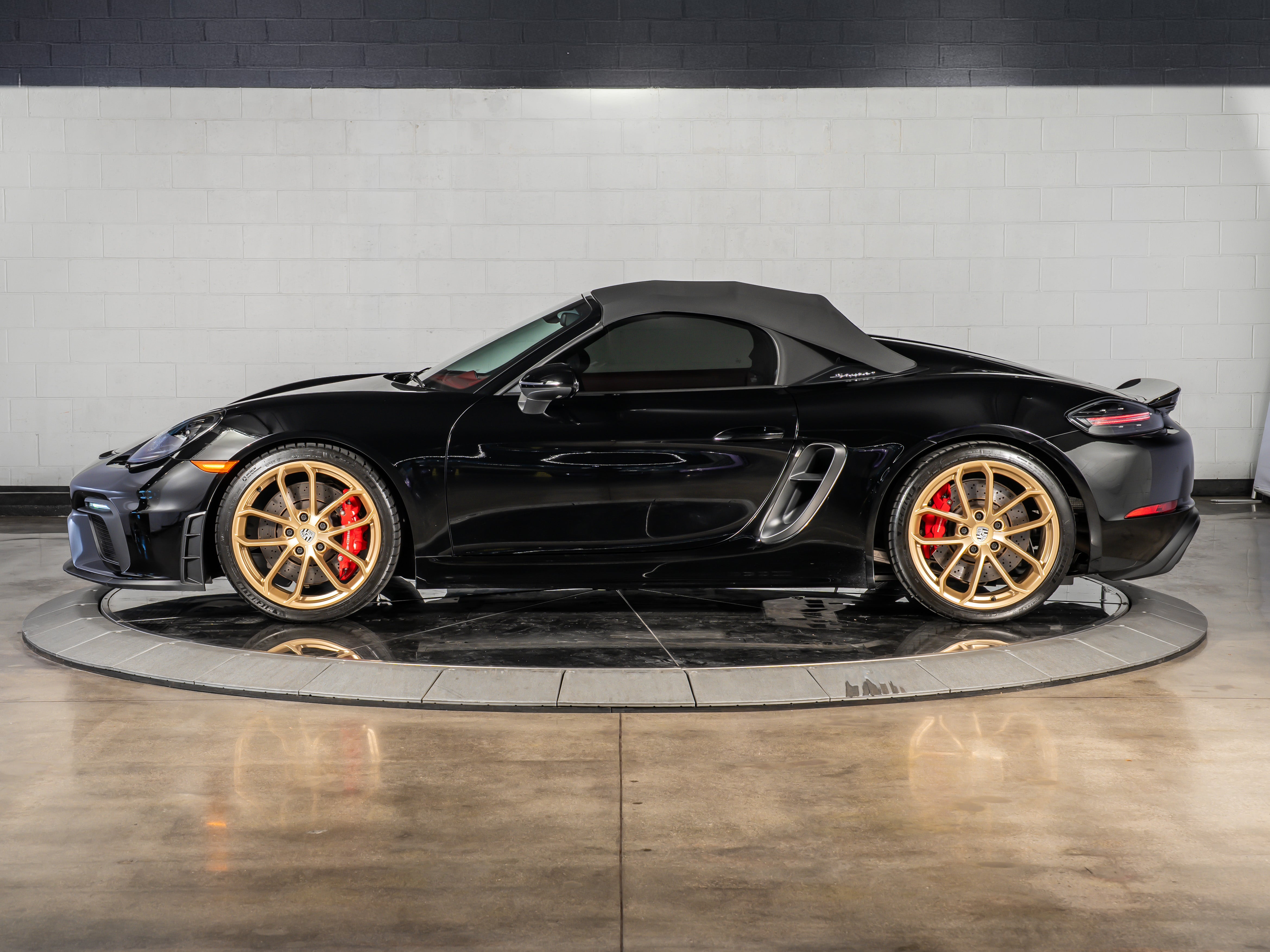 2022 Porsche 718 Spyder Spyder