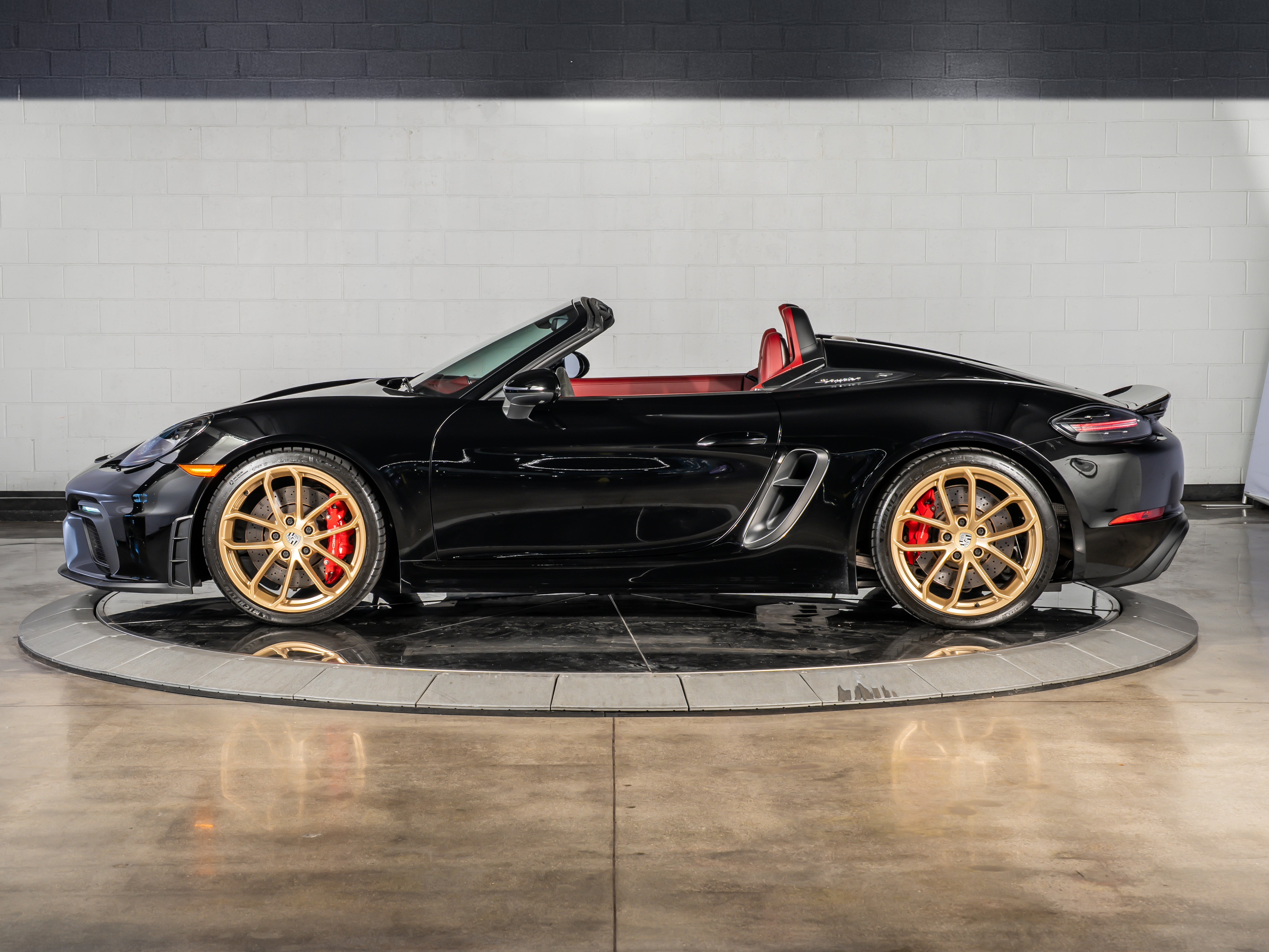 2022 Porsche 718 Spyder Spyder