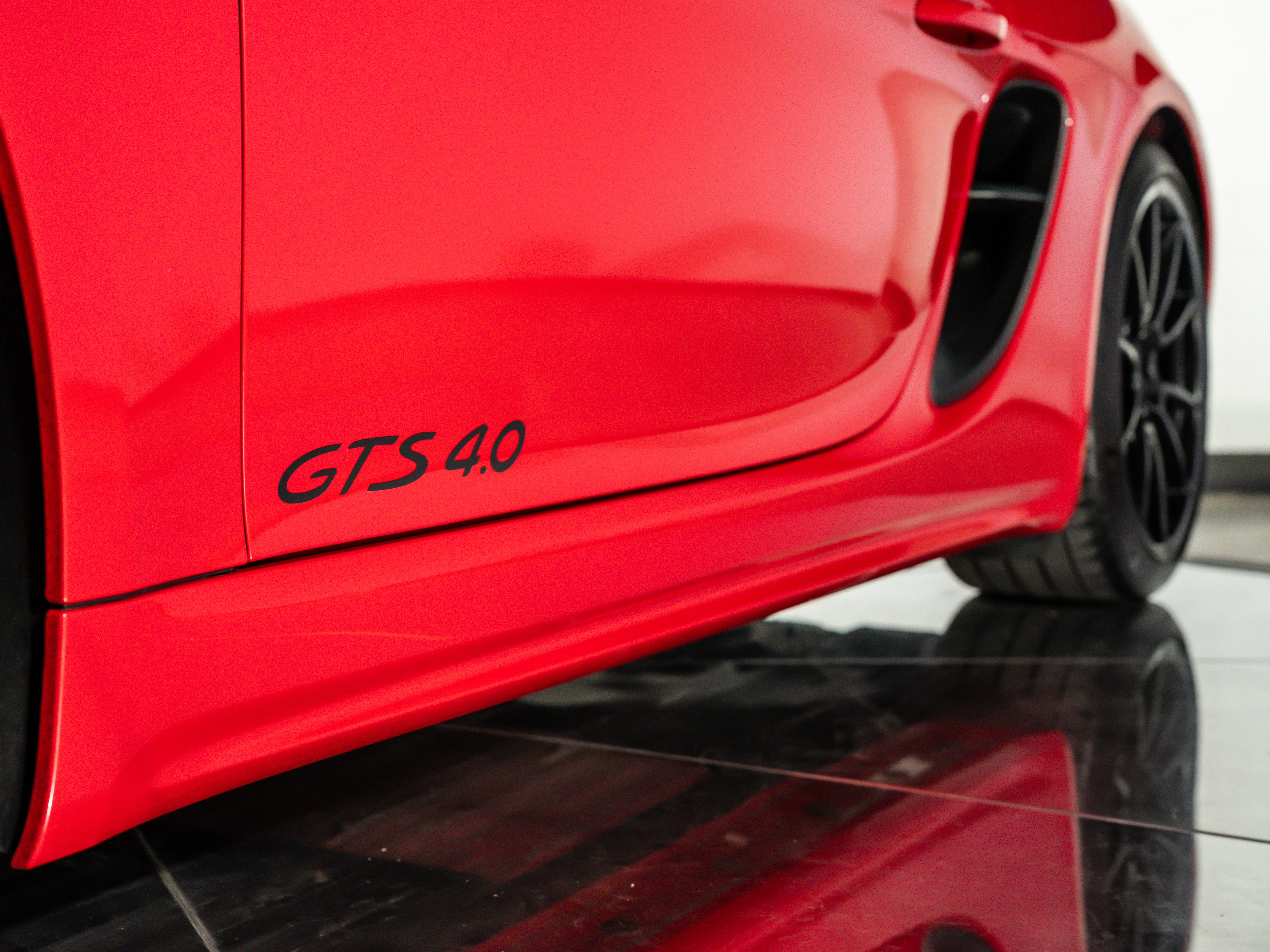 2024 Porsche 718 Boxster GTS 4.0