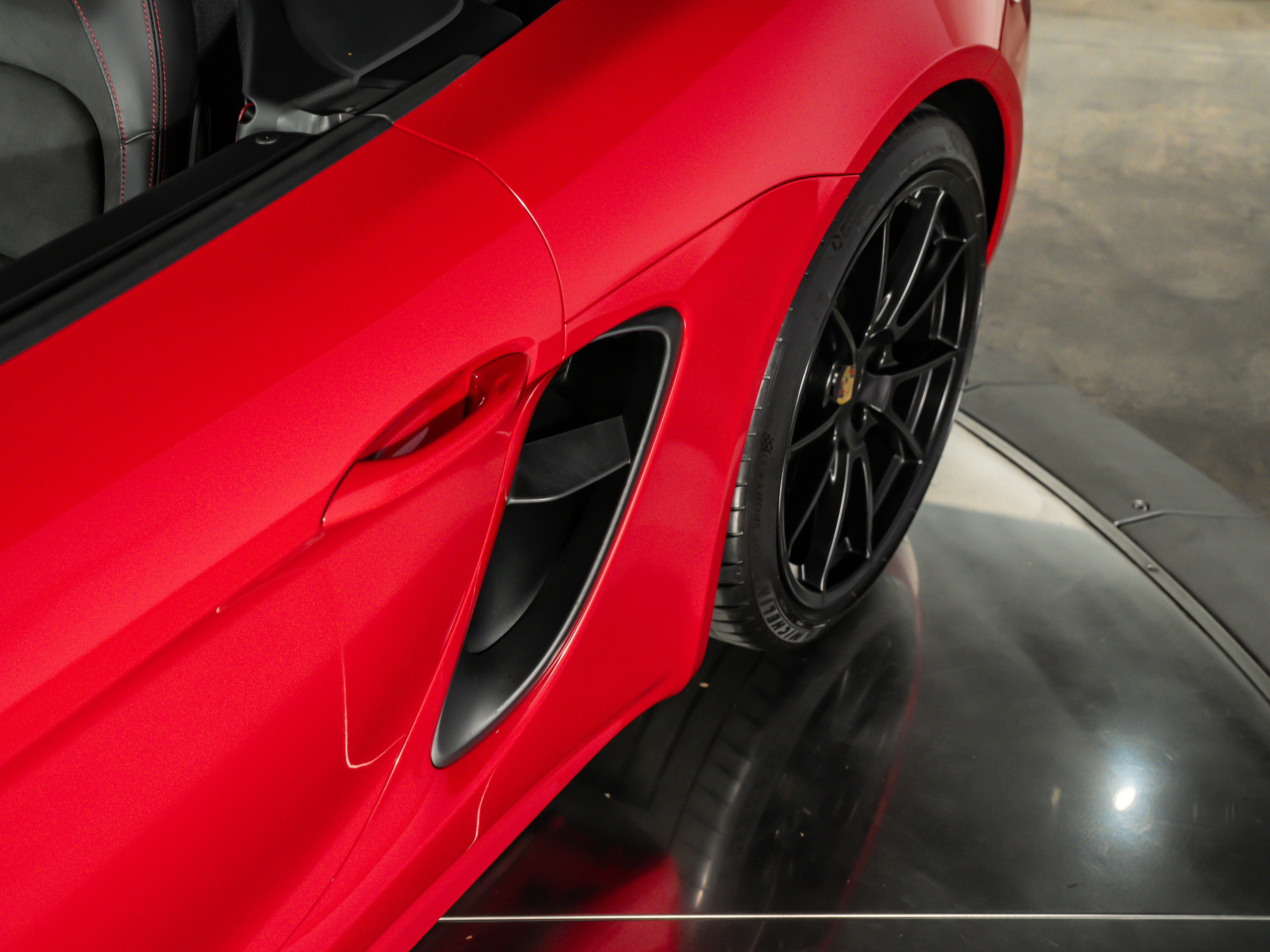 2024 Porsche 718 GTS - Photo 25