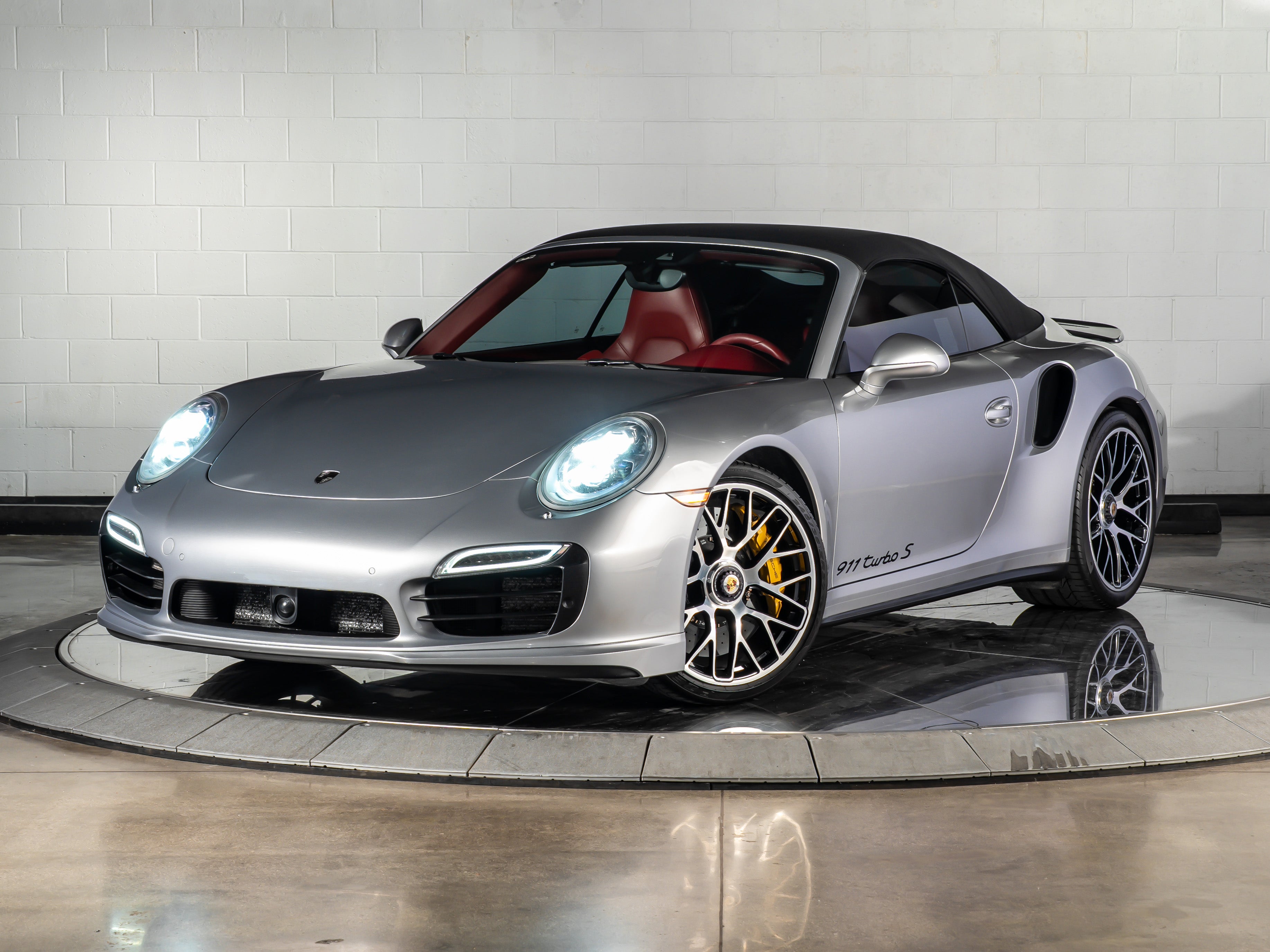 2014 Porsche 911 Turbo S