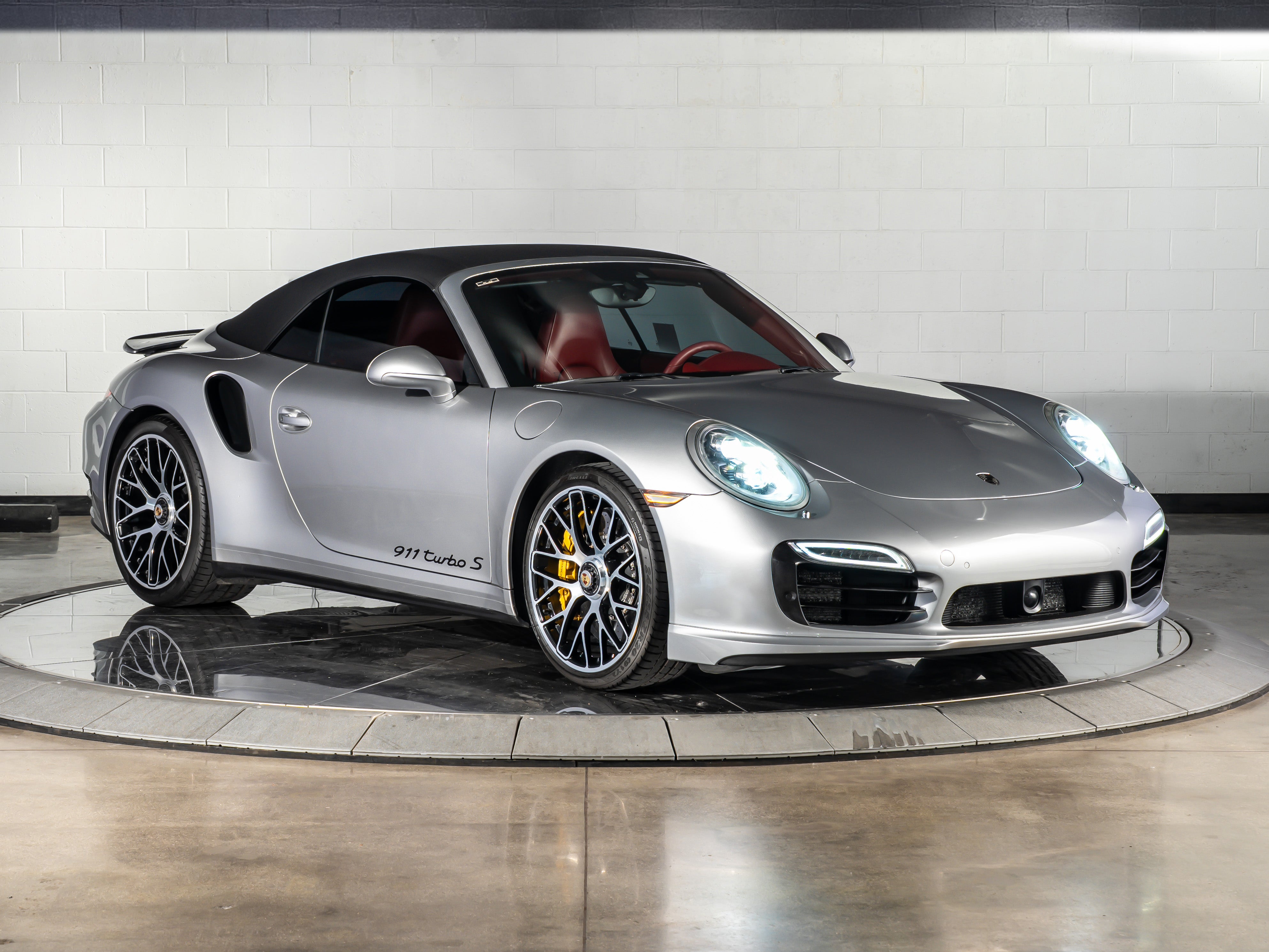 2014 Porsche 911 Turbo S