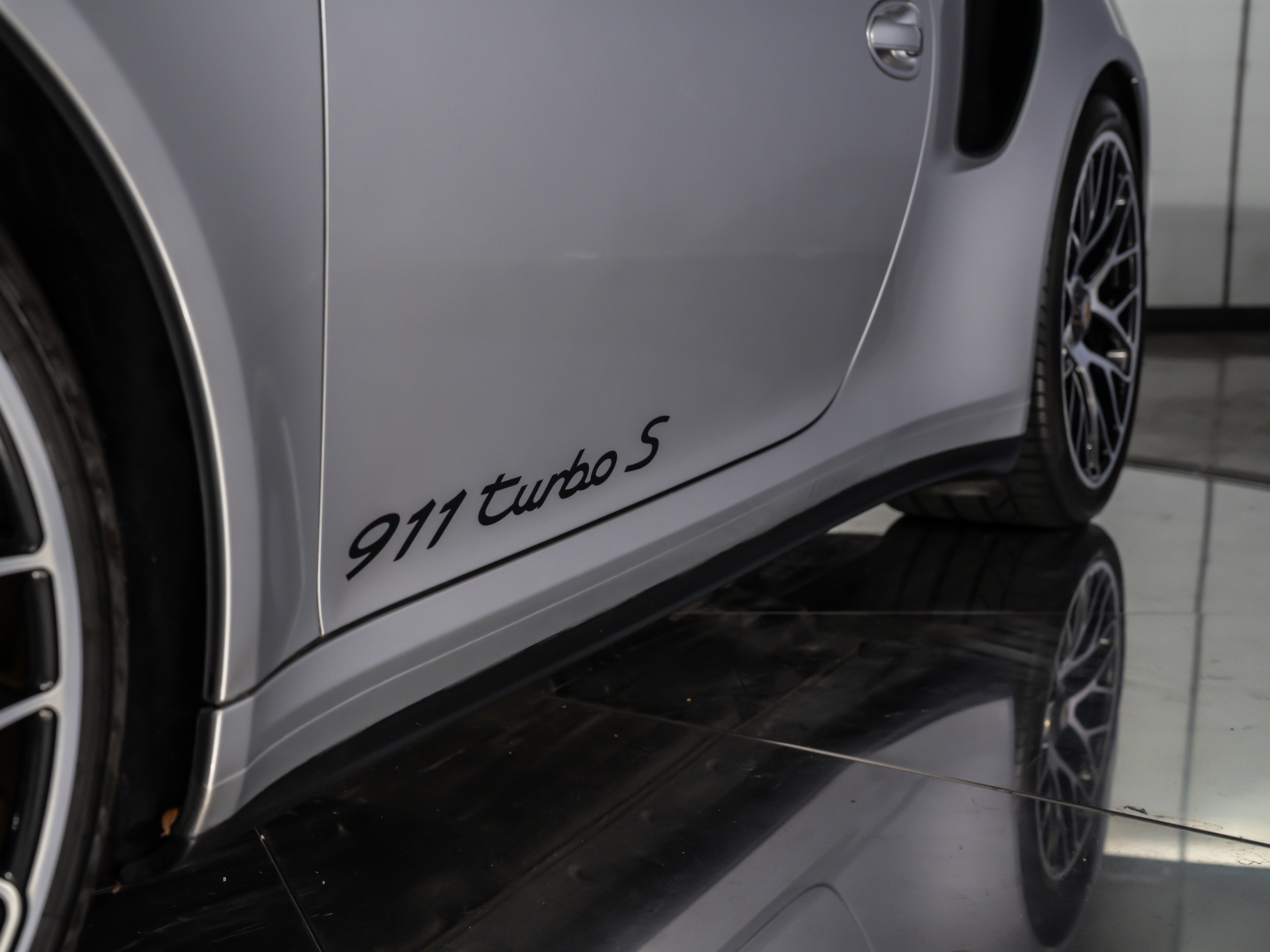 2014 Porsche 911 Turbo S