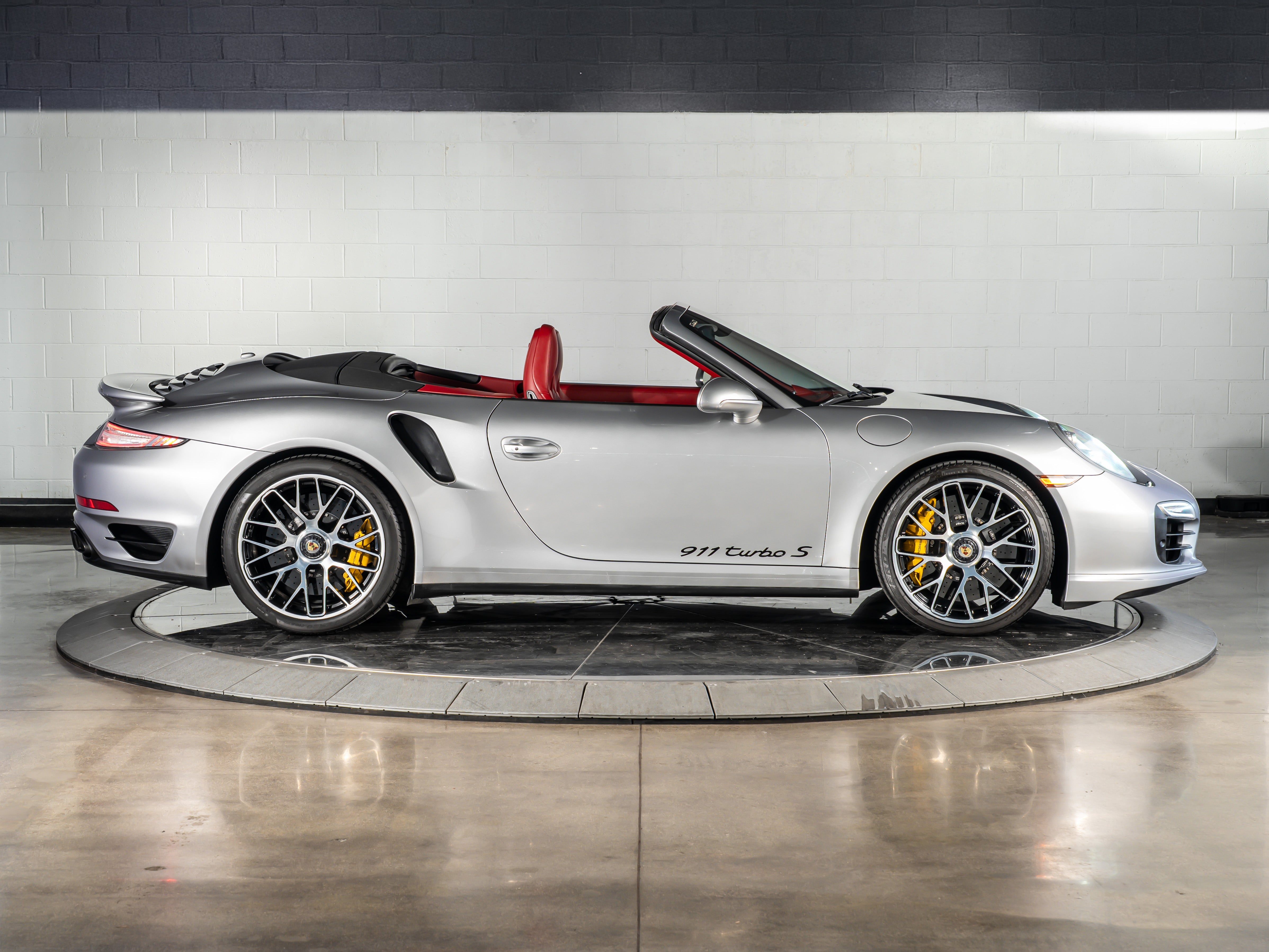 2014 Porsche 911 Turbo S