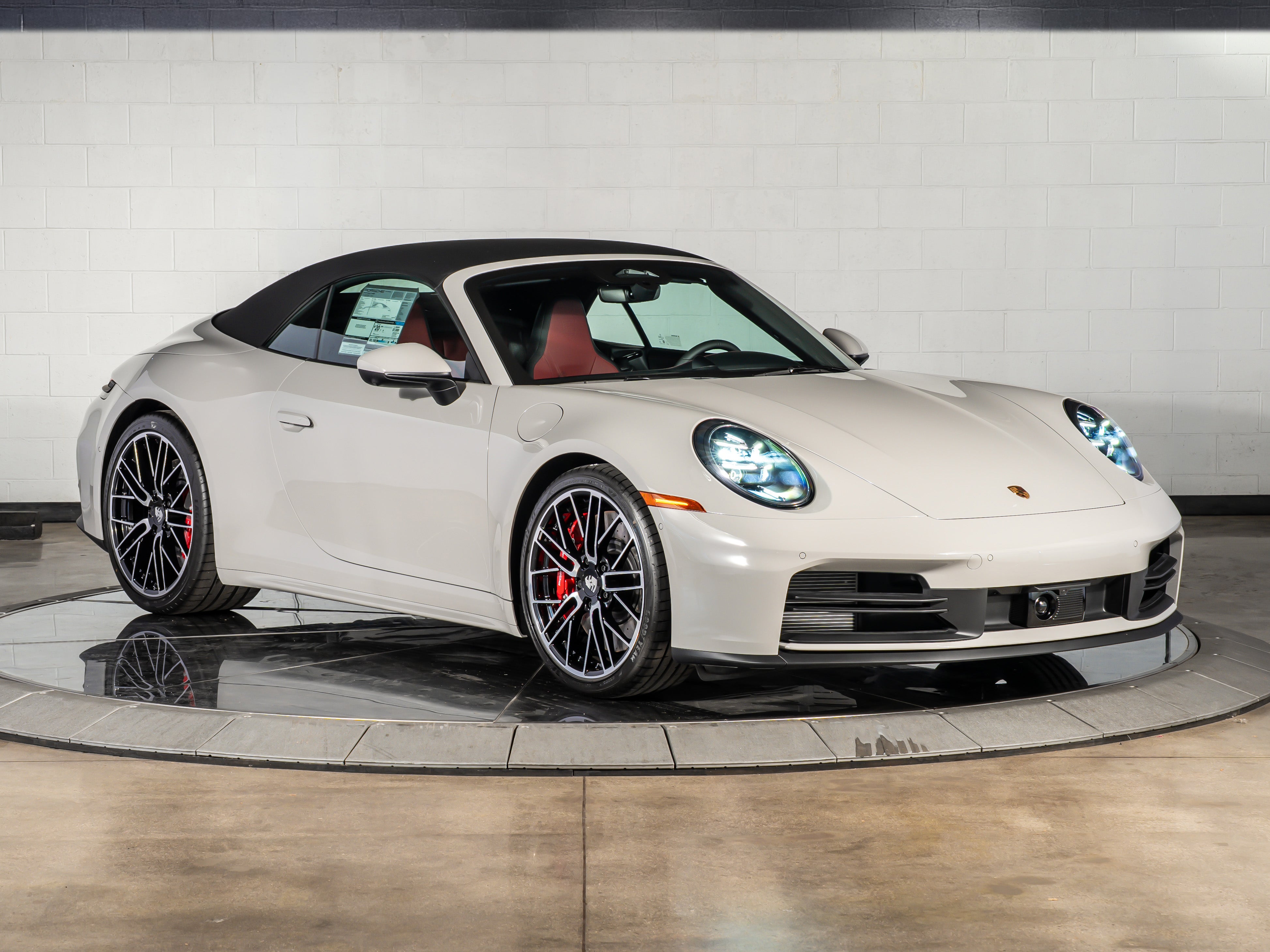 2026 Porsche 911 Carrera S Cabriolet
