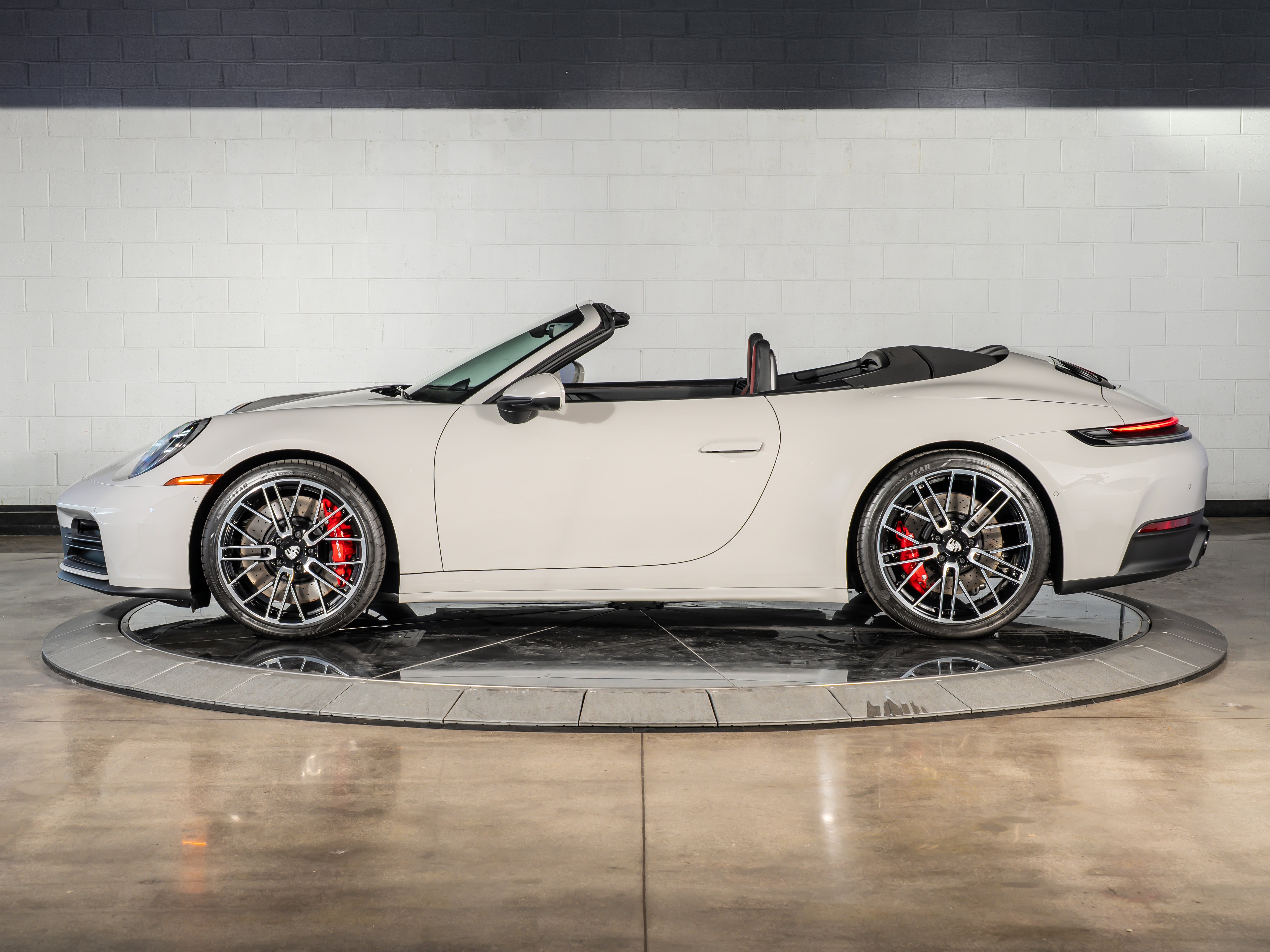 2026 Porsche 911 Carrera S Cabriolet