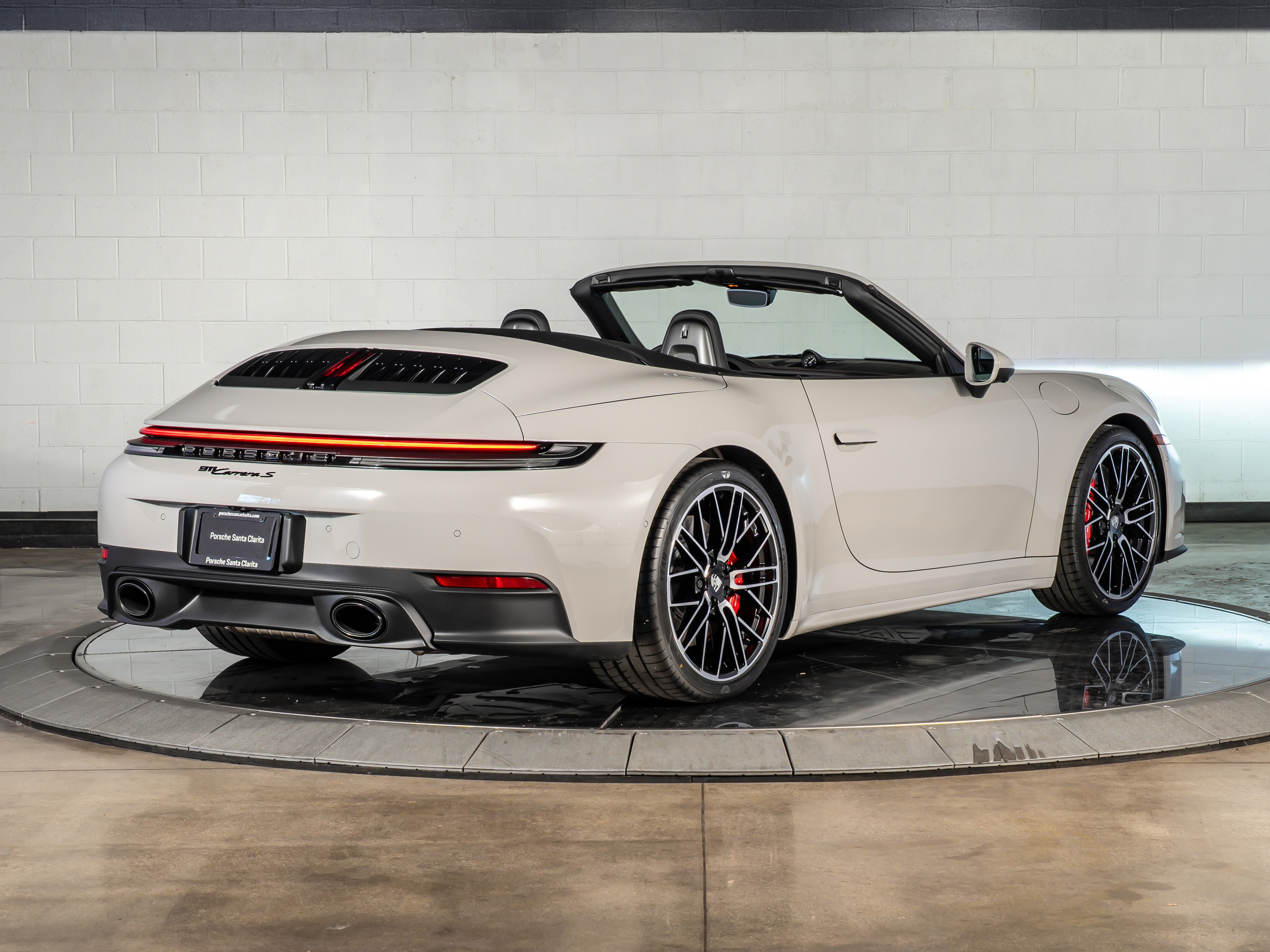 2026 Porsche 911 Carrera S Cabriolet