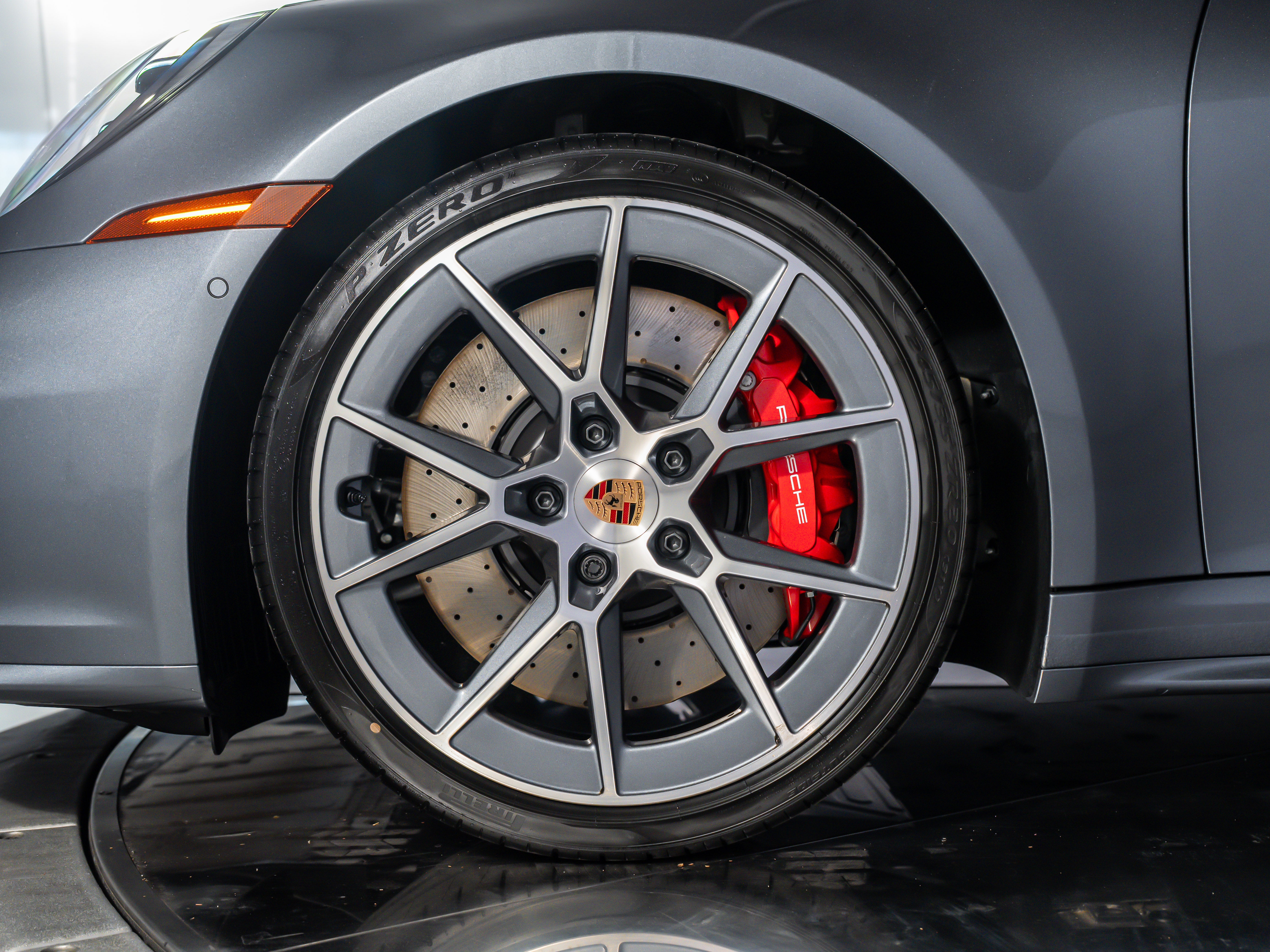 2026 Porsche 911 Carrera 4S Cabriolet