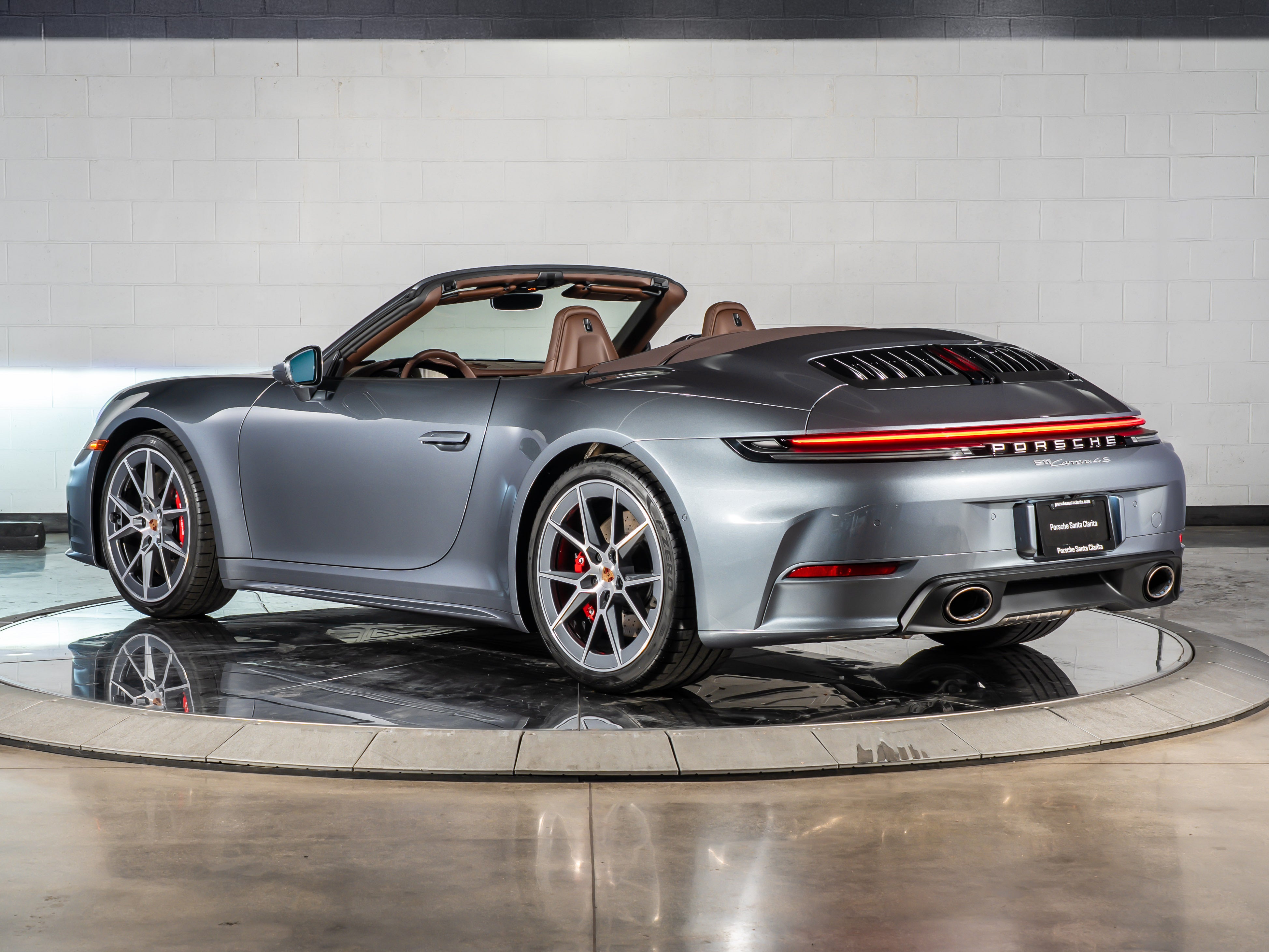 2026 Porsche 911 Carrera 4S Cabriolet