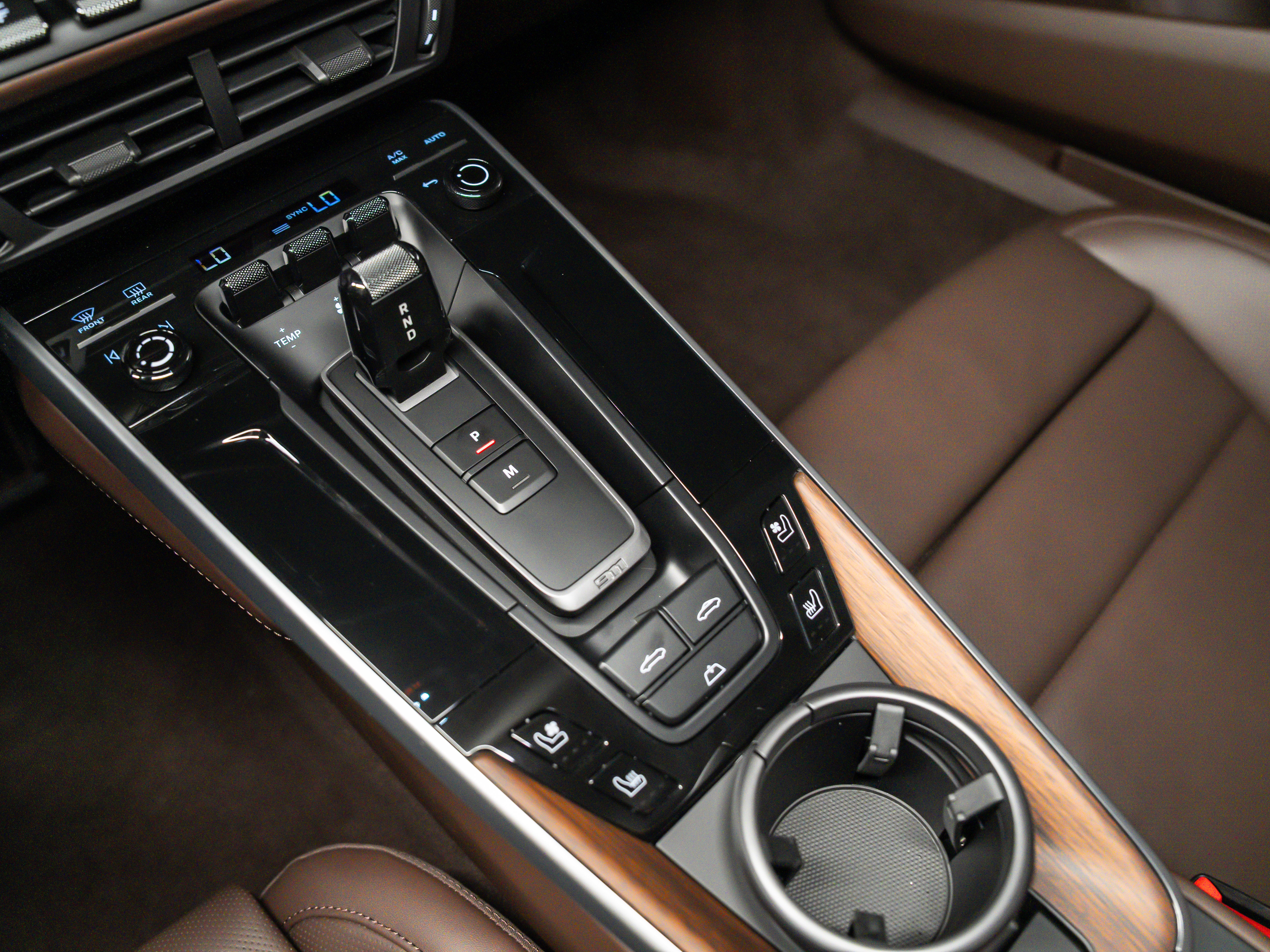 2026 Porsche 911 Carrera 4S Cabriolet