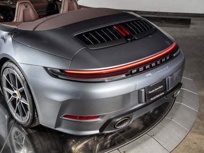 2026 Porsche 911 Carrera 4S Cabriolet