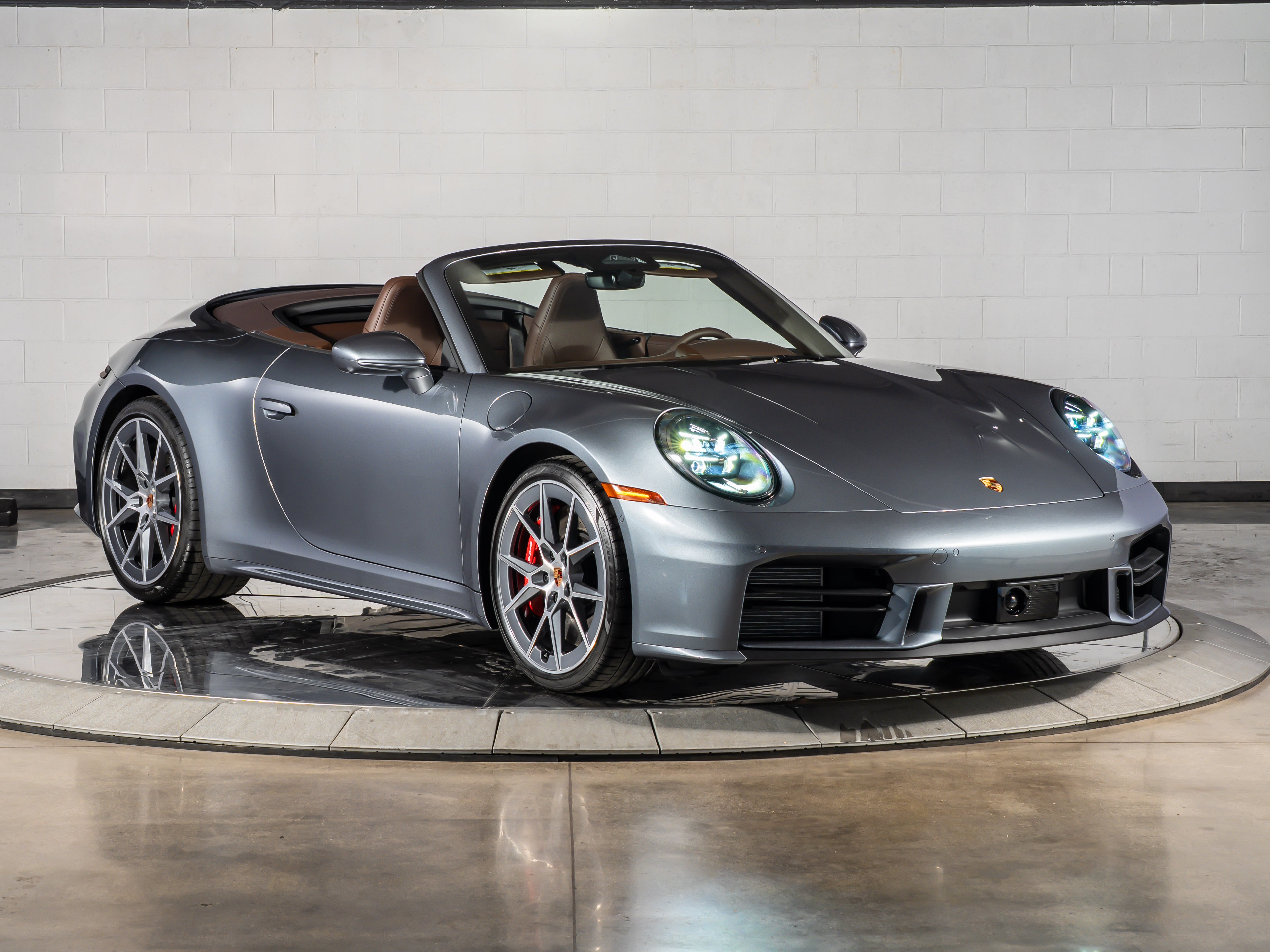 2026 Porsche 911 Carrera 4S Cabriolet