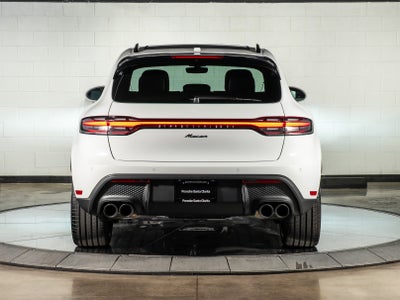 2026 Porsche Macan Base