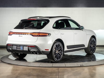 2026 Porsche Macan Base
