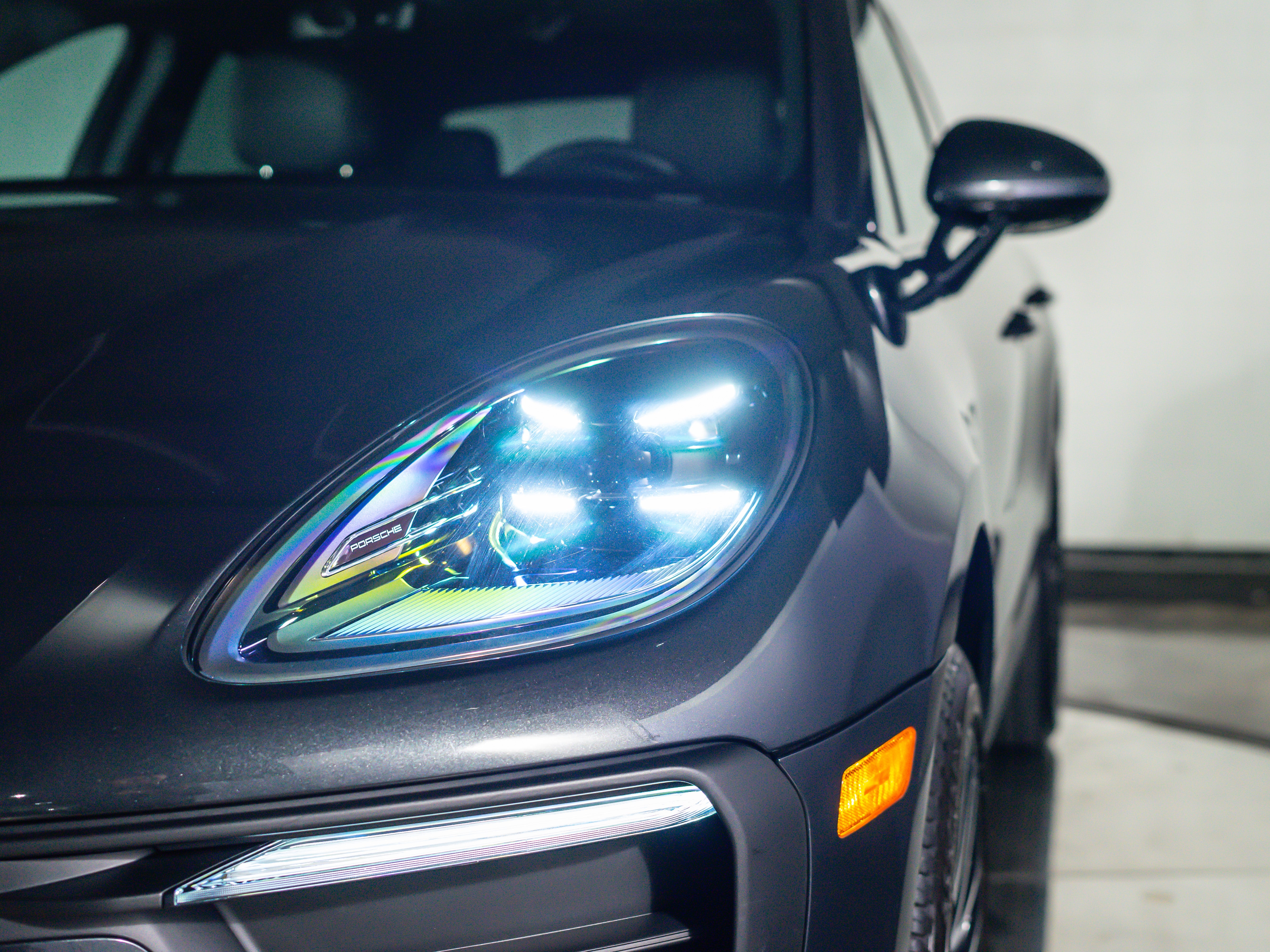 2026 Porsche Macan Base