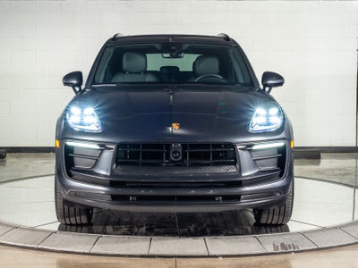2026 Porsche Macan Base