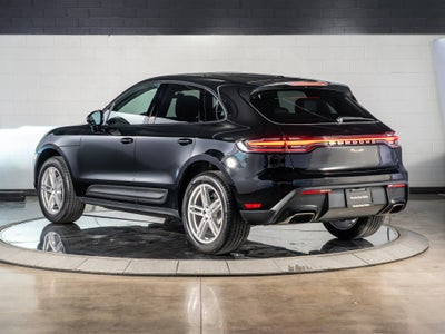 2026 Porsche Macan Base