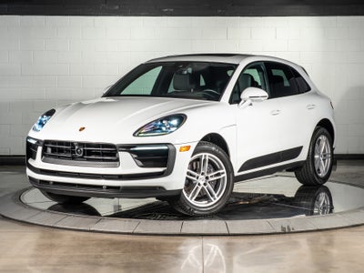 2025 Porsche Macan Base