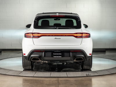 2025 Porsche Macan Base