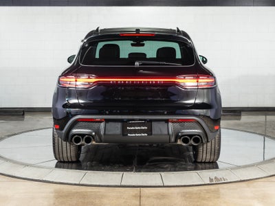 2026 Porsche Macan Base