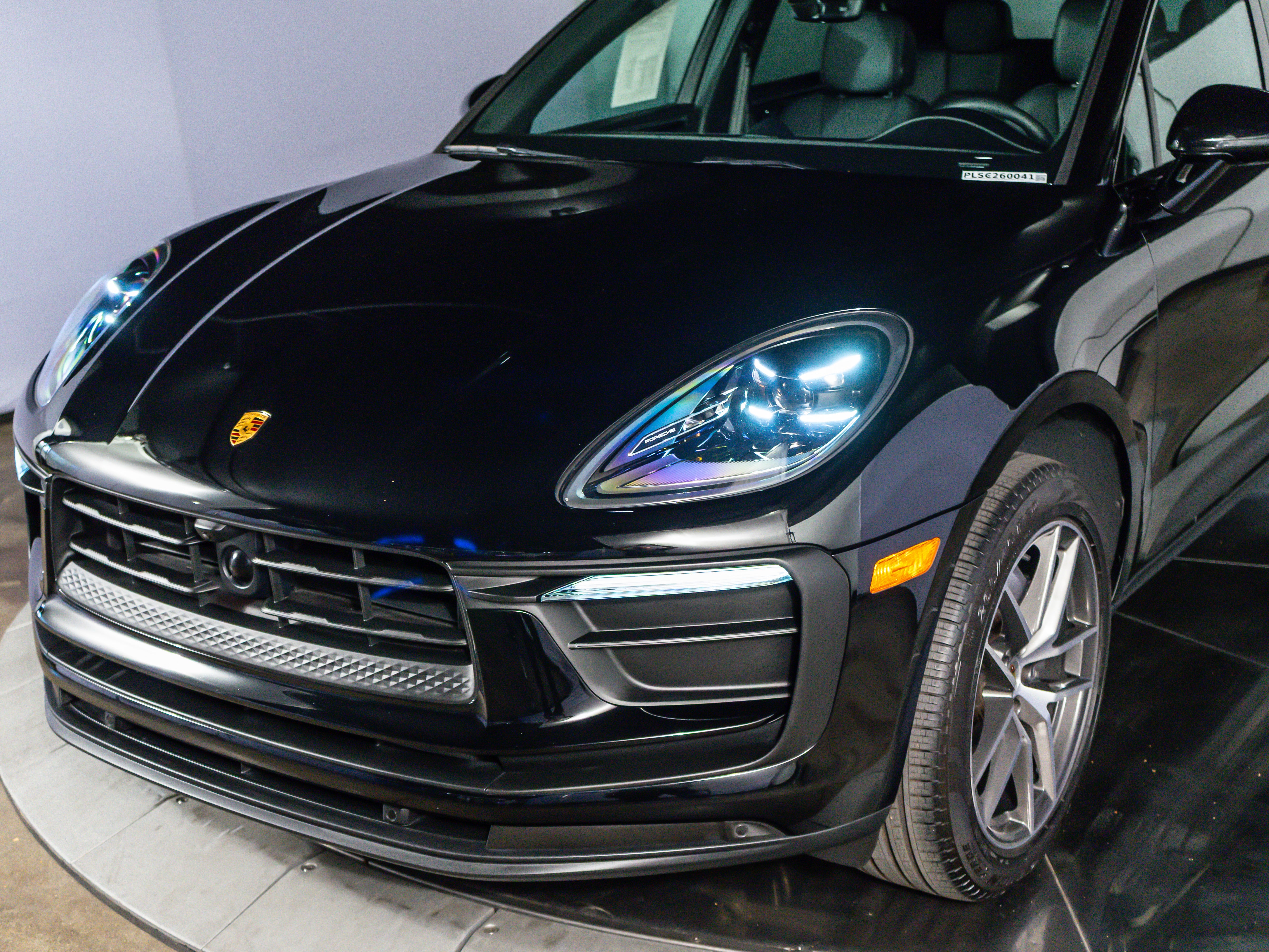 2026 Porsche Macan Base