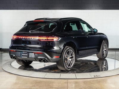 2026 Porsche Macan Base