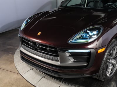 2026 Porsche Macan Base