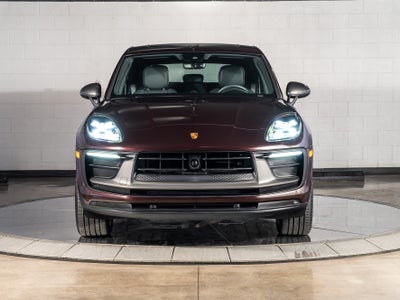 2026 Porsche Macan Base
