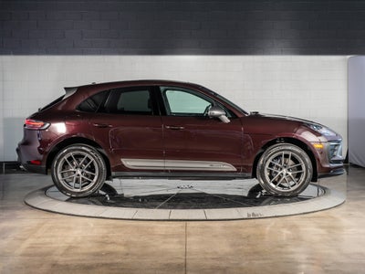 2026 Porsche Macan Base
