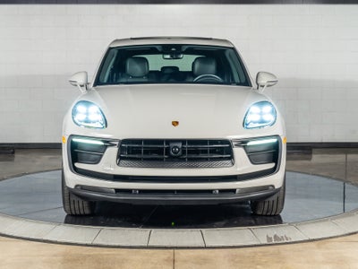 2026 Porsche Macan Base