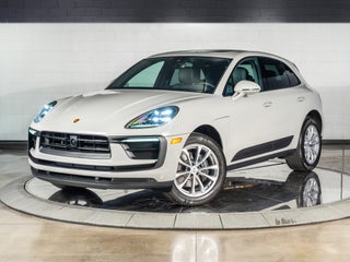 2026 Porsche Macan Base