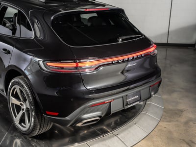 2026 Porsche Macan Base