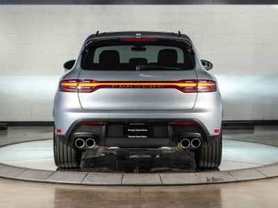 2026 Porsche Macan Base