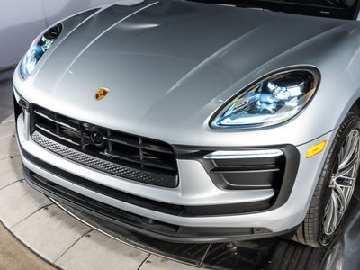2026 Porsche Macan Base