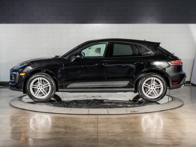 2026 Porsche Macan Base