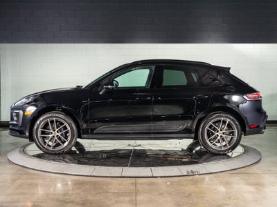 2026 Porsche Macan Base