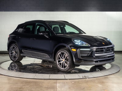 2026 Porsche Macan Base