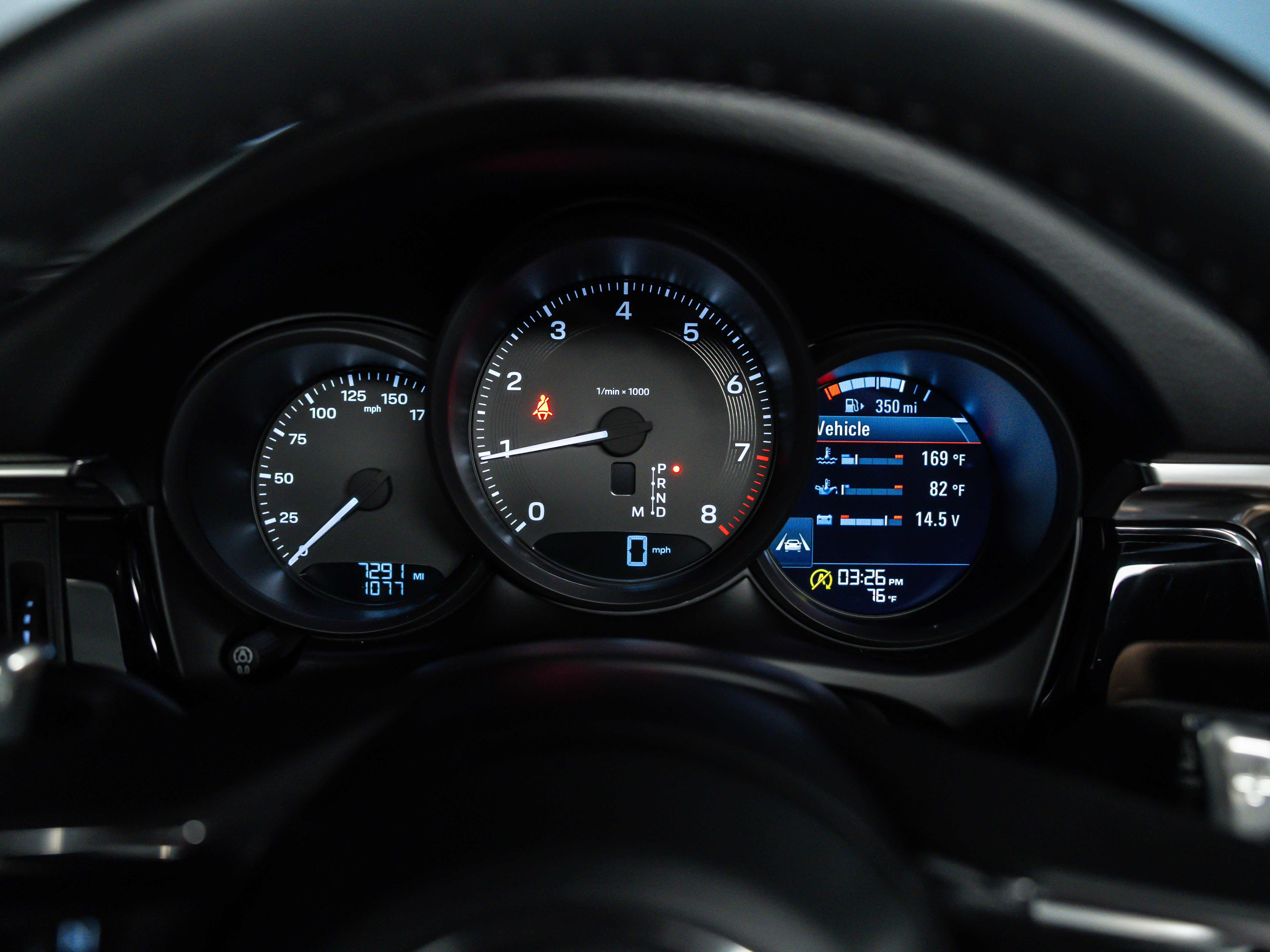 2026 Porsche Macan Base