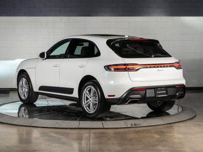 2026 Porsche Macan Base