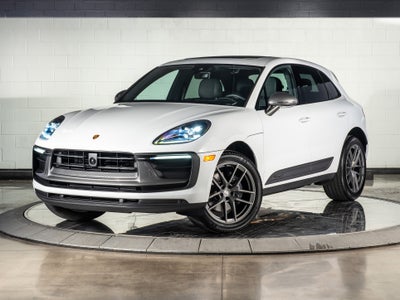 2026 Porsche Macan Base