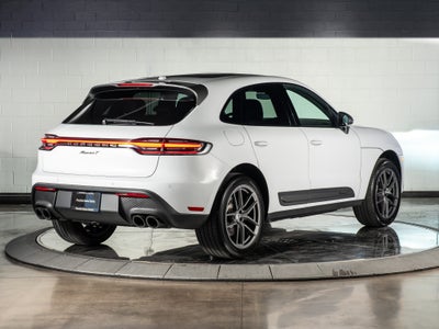 2026 Porsche Macan Base