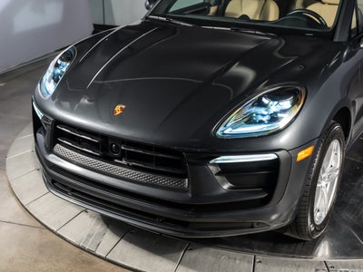 2026 Porsche Macan Base