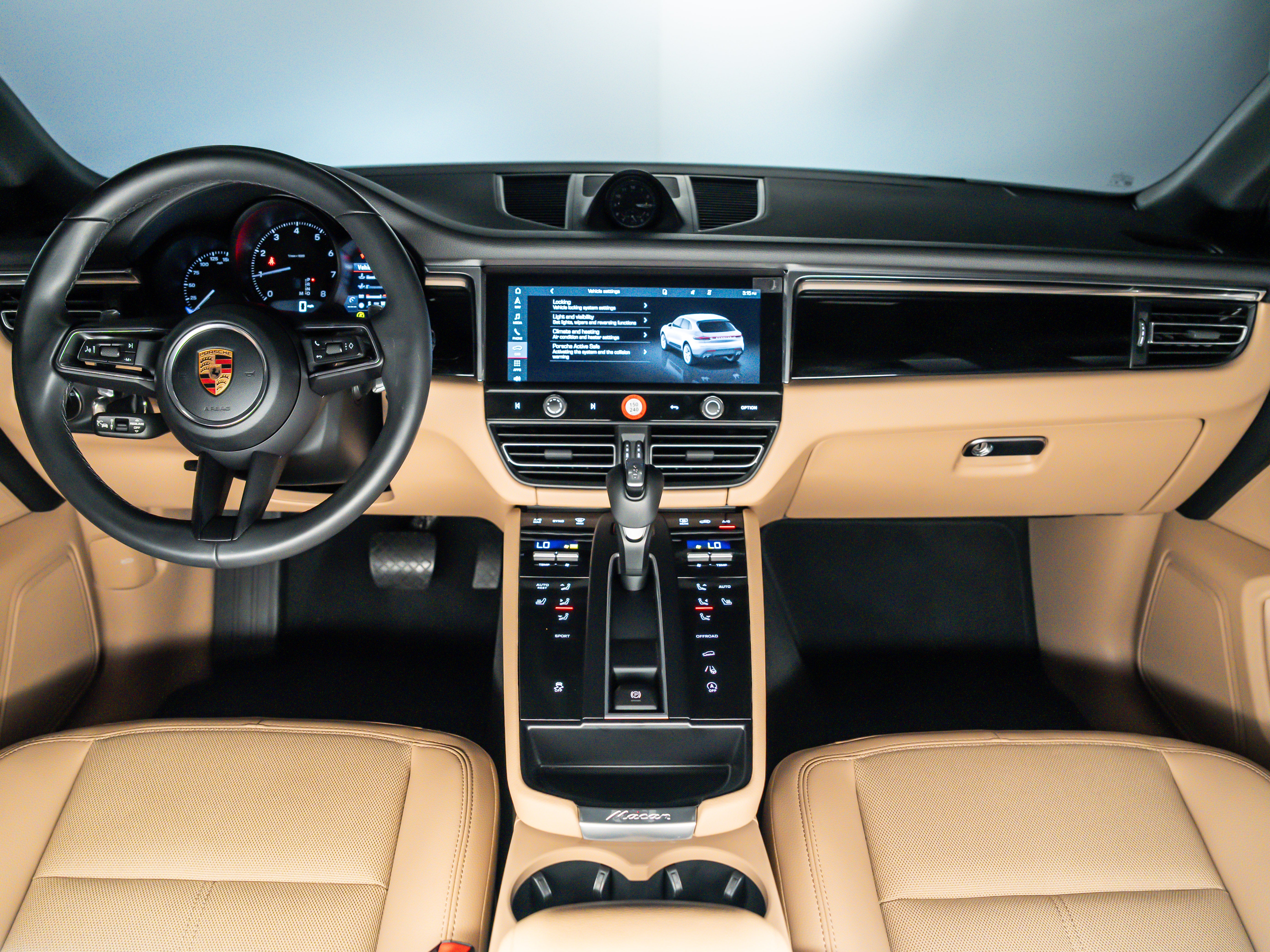 2026 Porsche Macan Base