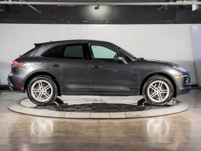 2026 Porsche Macan Base