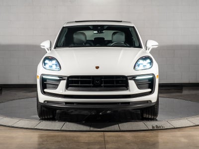 2026 Porsche Macan Base